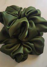 Load image into Gallery viewer, Juniper Silk
