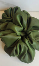 Load image into Gallery viewer, Juniper Silk
